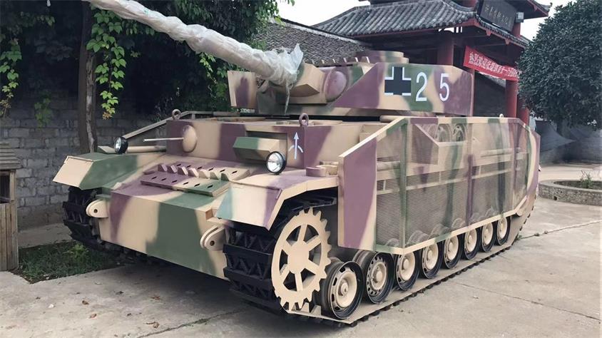 萝北县坦克模型